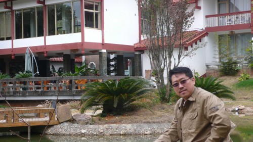 Love Yourself Whole-heartedly, love your family with your soul.... 应当爱惜自己，全然的爱护您的家人