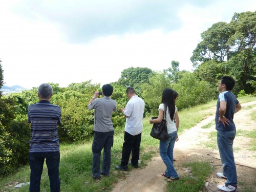 Feng Shui Module One with Master Soon in Penang. Students Were Exposed to Mountainous Dragon in the Highland. The Student in White Shirt was checking his i-Phone Compass...